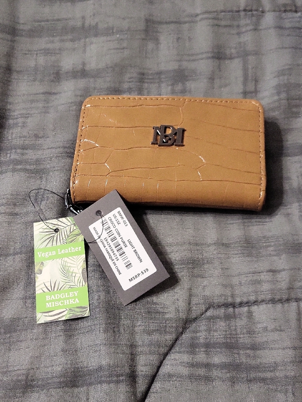 Badgley Mischka Tan Croc-Embossed Vegan Leather Zip Card Case